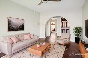 15926 Stillwood St, Dallas, TX 75248 - Photo 3