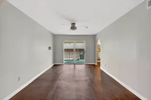 15926 Stillwood St, Dallas, TX 75248 - Photo 7