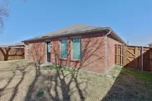 1732 Claireborne Ct, Little Elm, TX 75068 - Photo 17