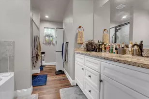 311 W Oak St, Whitewright, TX 75491 - Photo 19