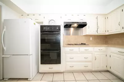 2916 Country Place Court, Carrollton, TX 75006 - Photo 11