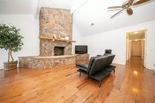 2916 Country Pl Ct, Carrollton, TX 75006 - Photo 5