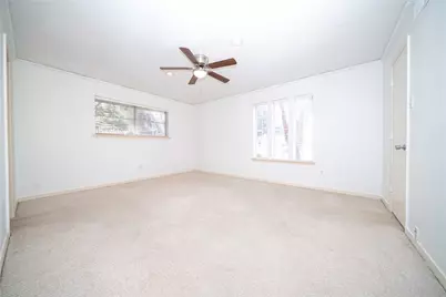 2916 Country Place Court, Carrollton, TX 75006 - Photo 15