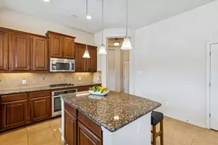 1517 Martin Creek Dr, Little Elm, TX 75068 - Photo 7