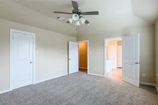 9922 Ironhorse Dr, Dallas, TX 75227 - Photo 21