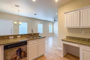 9922 Ironhorse Dr, Dallas, TX 75227 - Photo 11