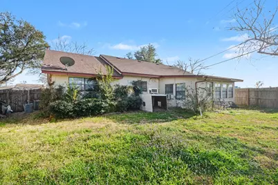 1108 Savannah Drive, Ennis, TX 75119 - Photo 37