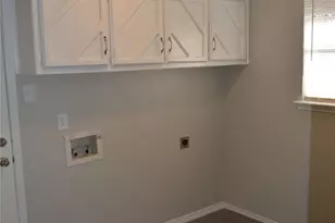 4611 Rockland Dr, Arlington, TX 76016 - Photo 1