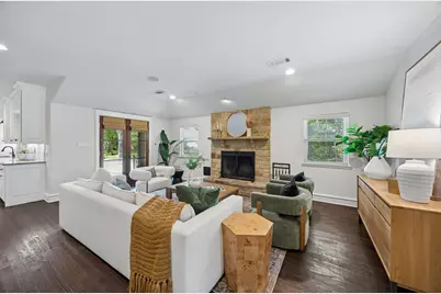 1572 Stemmons Avenue, Dallas, TX 75208 - Photo 3