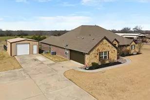 505 Water Fall Ln, Nevada, TX 75173 - Photo 3