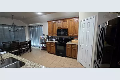 9200 Diane Drive, White Settlement, TX 76108 - Photo 13