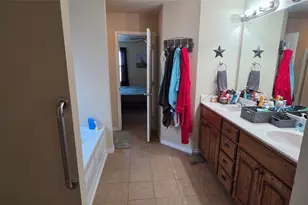 9200 Diane Dr, White Settlement, TX 76108 - Photo 7