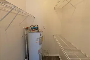 7126 Holly Hill Dr, Dallas, TX 75231 - Photo 7