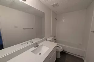 7126 Holly Hill Dr, Dallas, TX 75231 - Photo 9