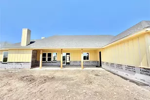 2020 Collin St, Weatherford, TX 76085 - Photo 7