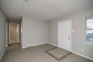 502 Brown St, Waxahachie, TX 75165 - Photo 5