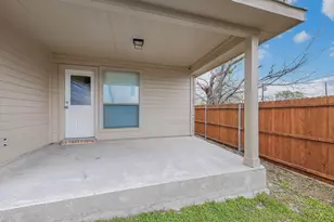 4803 Silver Ave, Dallas, TX 75223 - Photo 11