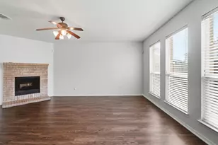 2837 Island Wren Dr, Mesquite, TX 75181 - Photo 7