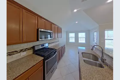 457 Peach Lane, Burleson, TX 76028 - Photo 5