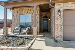 9301 Bronze Meadow Dr, Fort Worth, TX 76131 - Photo 3