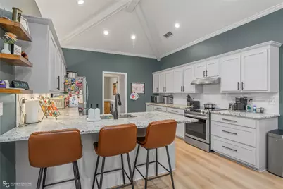 10164 Thornwood Drive, Shreveport, LA 71106 - Photo 13