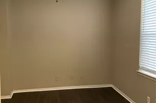 902 W Hickory St, Denton, TX 76201 - Photo 11