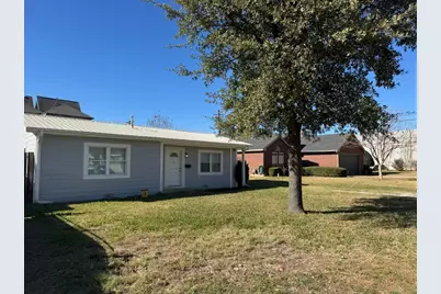 102 S Sheppard Drive, Euless, TX 76040 - Photo 3