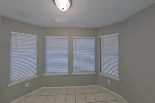 1801 Pecan View Dr, Garland, TX 75040 - Photo 5