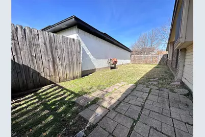 1422 Beckwith Drive, Arlington, TX 76018 - Photo 29