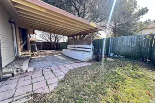 1422 Beckwith Dr, Arlington, TX 76018 - Photo 27