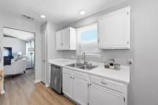 308 Moss Hill Dr, Arlington, TX 76018 - Photo 11