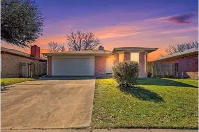 308 Moss Hill Drive, Arlington, TX 76018 - Photo 1