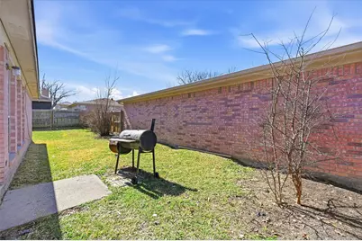 308 Moss Hill Drive, Arlington, TX 76018 - Photo 37