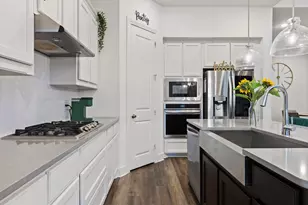 1124 Queensdown Wy, Forney, TX 75126 - Photo 9