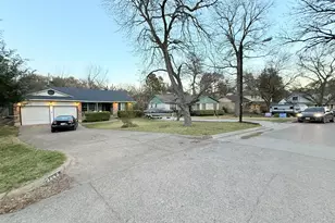 3444 Oak Creek Cir, Dallas, TX 75227 - Photo 25