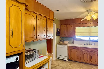 409 10th, Nocona, TX 76255 - Photo 5