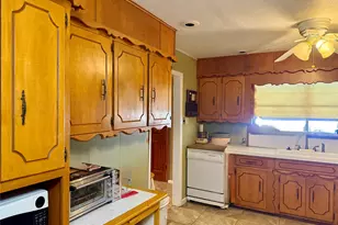 409 10th, Nocona, TX 76255 - Photo 5