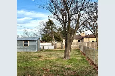 409 10th, Nocona, TX 76255 - Photo 17