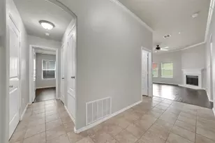 1209 Evers Dr, McKinney, TX 75071 - Photo 9