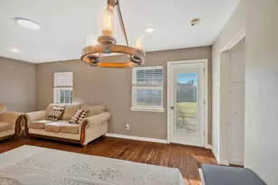 2320 Meadow Lark, Irving, TX 75060 - Photo 9