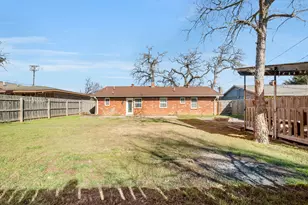 2320 Meadow Lark, Irving, TX 75060 - Photo 29