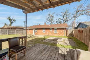 2320 Meadow Lark, Irving, TX 75060 - Photo 27