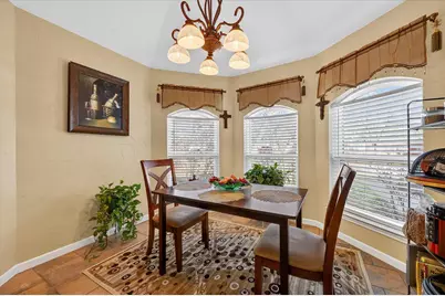 6204 Meadowmere Lane, Arlington, TX 76001 - Photo 13