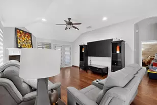 360 Fossil Bridge Dr, Fort Worth, TX 76131 - Photo 7