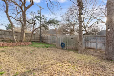 409 Shadow Mountain Drive, Woodway, TX 76712 - Photo 33