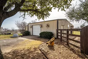 6210 Deer Run Rd, Sanger, TX 76266 - Photo 35