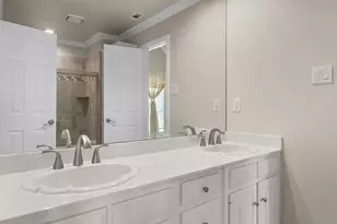 3015 Forestwood Dr, Arlington, TX 76006 - Photo 35