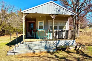 454 Bear Ridge Rd, Bowie, TX 76230 - Photo 5