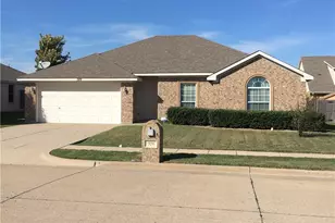 329 Hacienda Dr, Waxahachie, TX 75165 - Photo 17