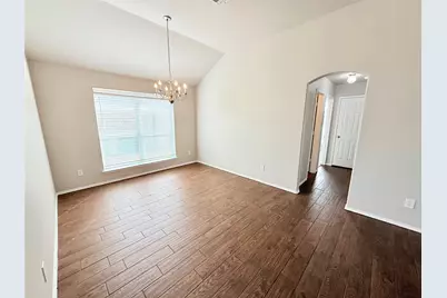 329 Hacienda Drive, Waxahachie, TX 75165 - Photo 5